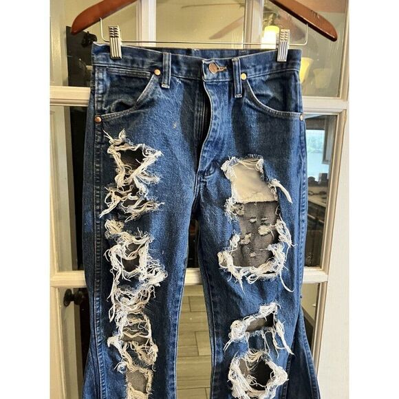 UPCYCLED Wrangler Distressed Wide Leg Jeans Sz 26” Q - Picture 2 of 9